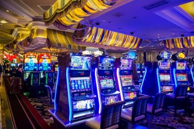 sbobetmain live-dealer studio with professional blackjack table and multilingual dealer