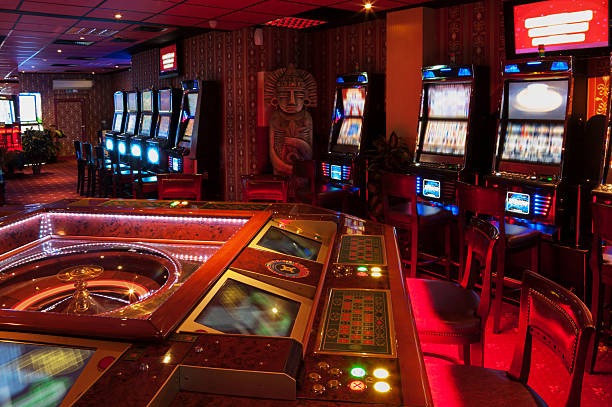 Live Dream Number wheel spinning with numbered segments and dealer in professional studio